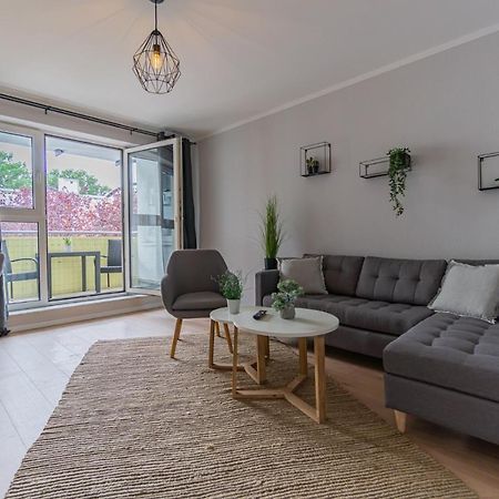 Spreewald-Apartment, 75Qm, 2 Schlafzimmer, Tiefgarage, Balkon, Netflix, Waschtrockner Cottbus Exterior foto