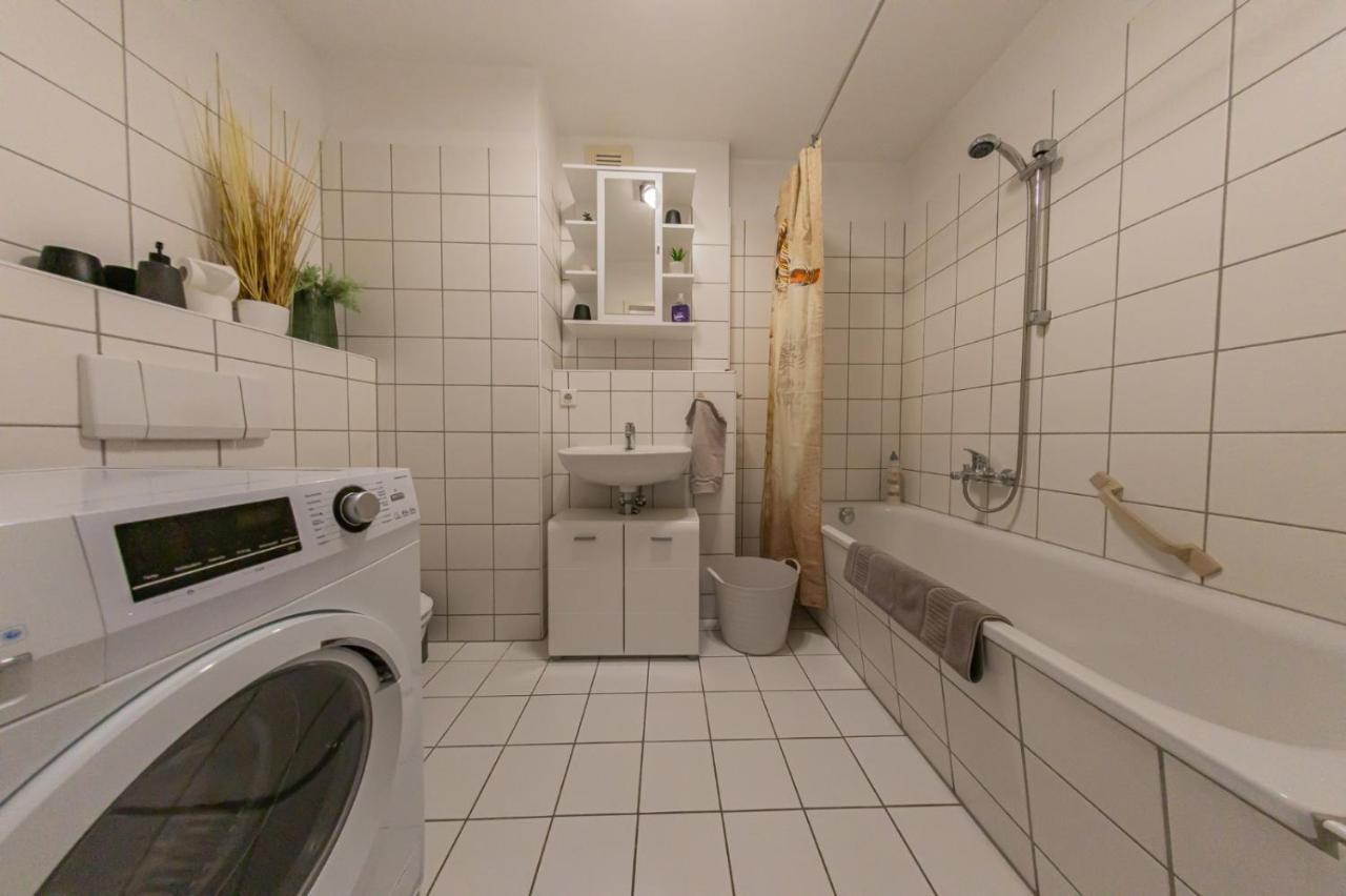 Spreewald-Apartment, 75Qm, 2 Schlafzimmer, Tiefgarage, Balkon, Netflix, Waschtrockner Cottbus Exterior foto